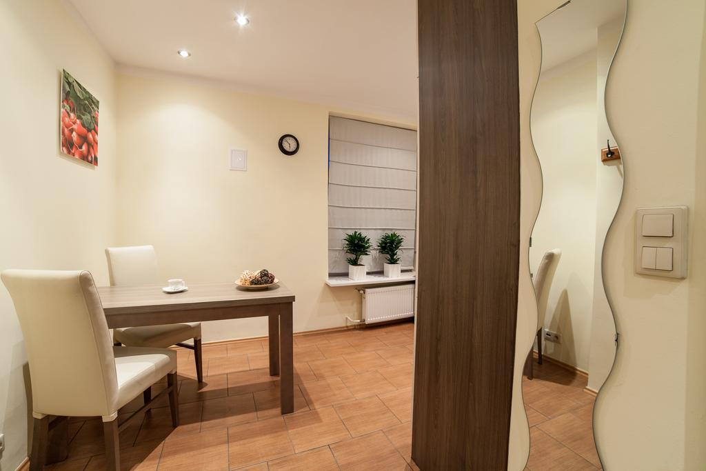 Place 4 You Apartments Cracovia Camera foto