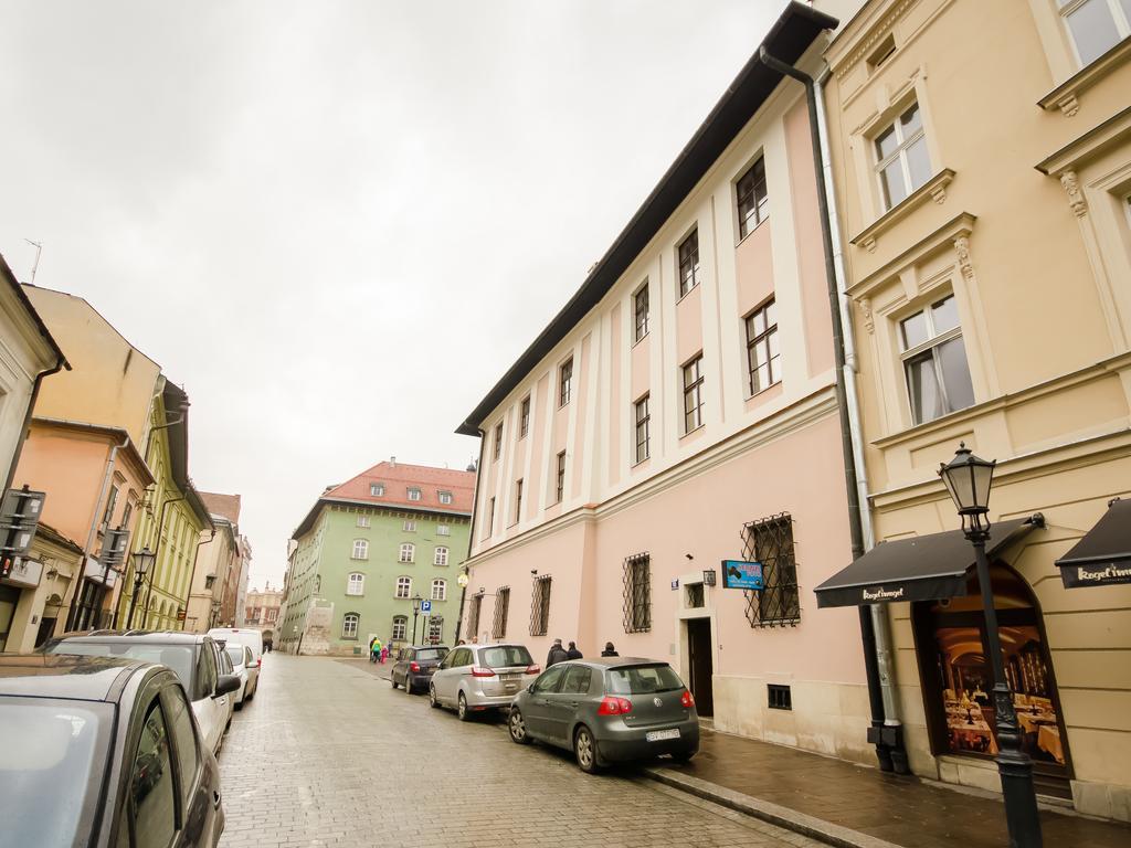 Place 4 You Apartments Cracovia Esterno foto